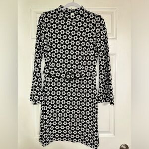 Joanie Clothing Tate monochrome daisy dress